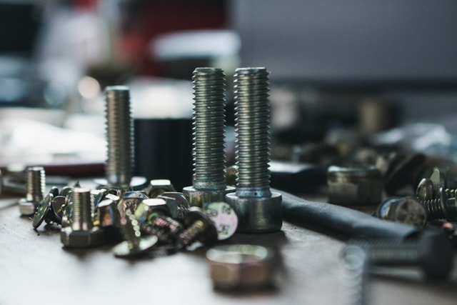 Professional fastening products for extreme climates