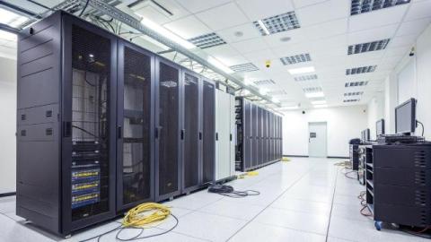 10 Critical Factors to Consider When Choosing a Colocation Provider