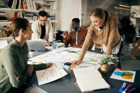 ROAS Isn't Profit in B2B SaaS: How to Measure Performance Marketing the Right Way