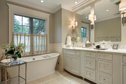 What are the essential steps for a successful bathroom renovation in Beaumaris?