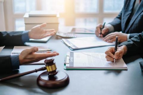 How Employee Scheduling Tools and LMS Platforms Improve Workforce Compliance and Efficiency